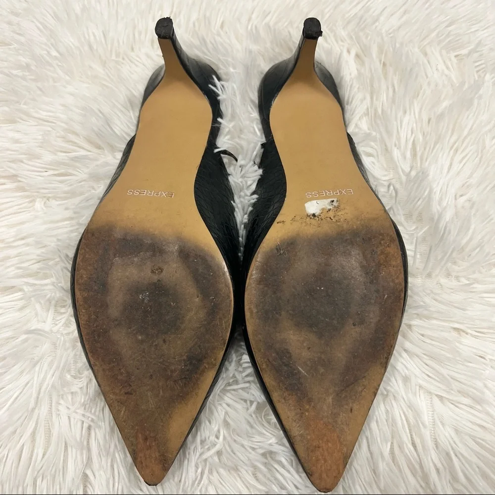 Express Pointed Toe Heels - Picture 6 of 7